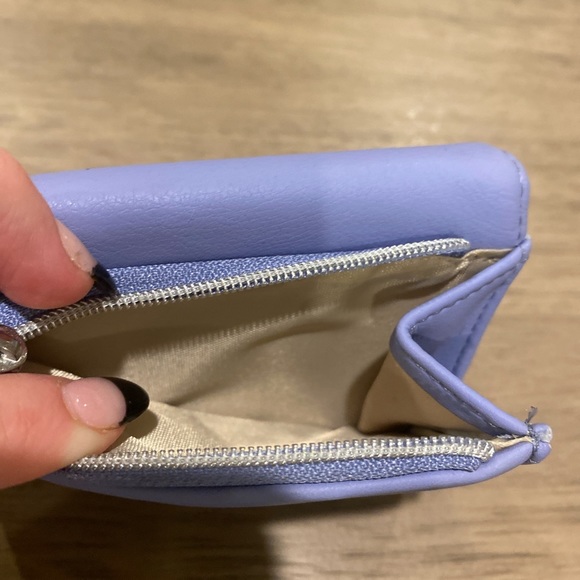 Lavender Wallet Made From Recyclable Materials - Picture 5 of 5